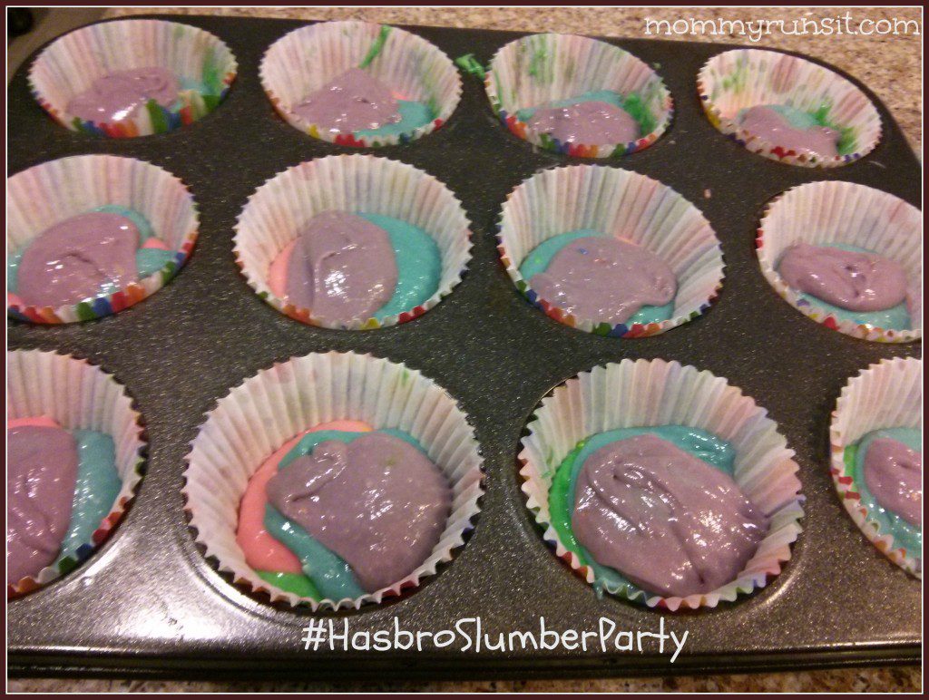 BEJEWELED & TWISTER Game Night Party | #HasbroSlumberParty | Mommy Runs It 