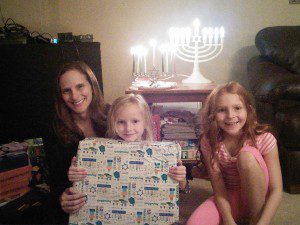 Beyond the Toy Box: 5 Ideas for Teaching Kids the Value of Non-Material Gifts | Mommy Runs It #StartingisBelieving